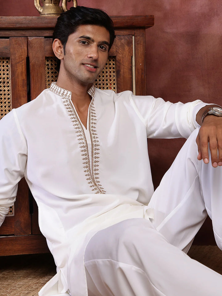 White Thread Work Yoke Design Blended Straight Kurta for Men - Image 10