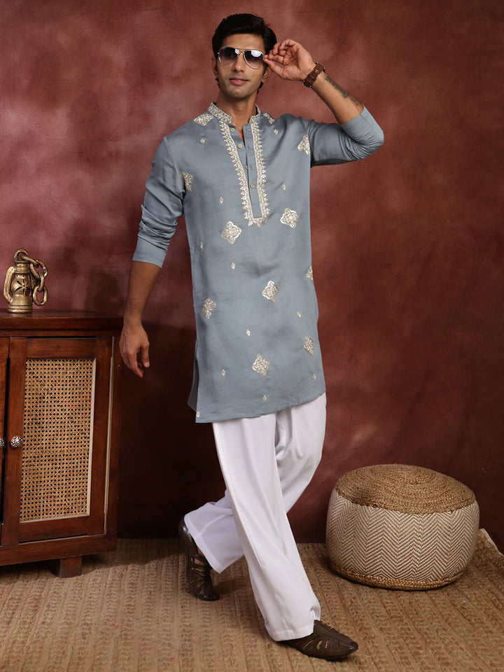 Grey Thread Work Yoke Design Dupion Silk Straight Kurta for Men - Image 9