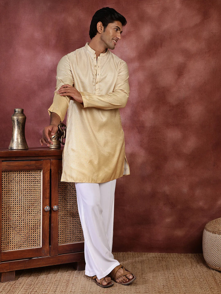 Gold Sequins Striped Blended Straight Kurta for Men - Image 6