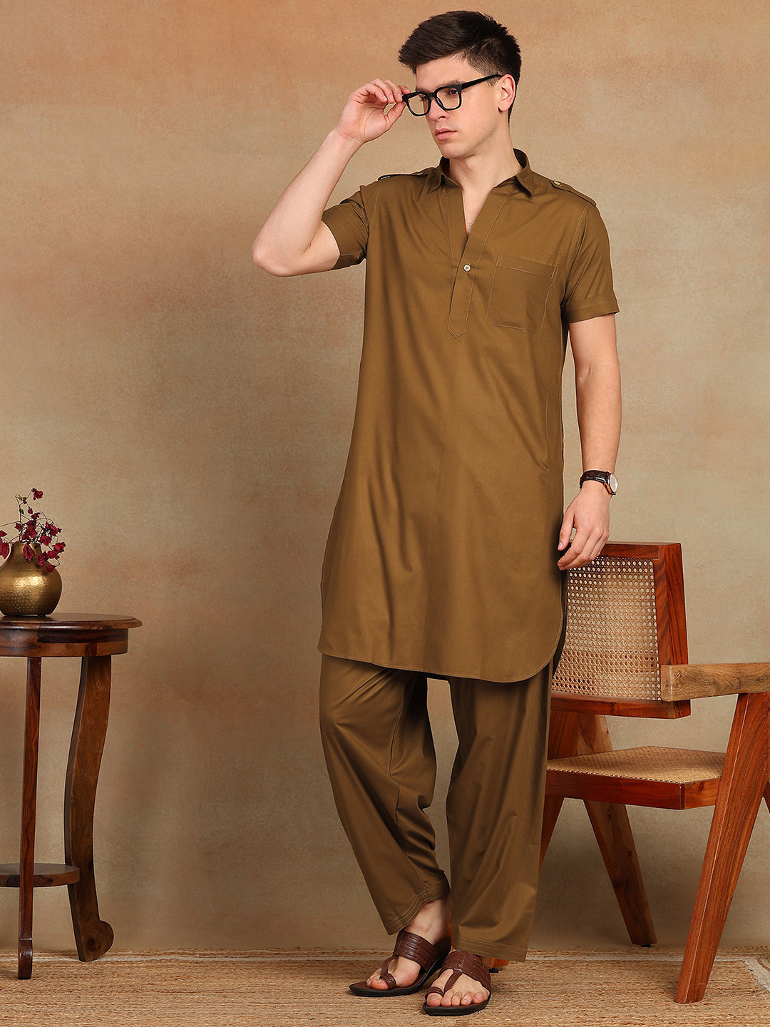 Men's Solid Pathani Kurta with Salwar